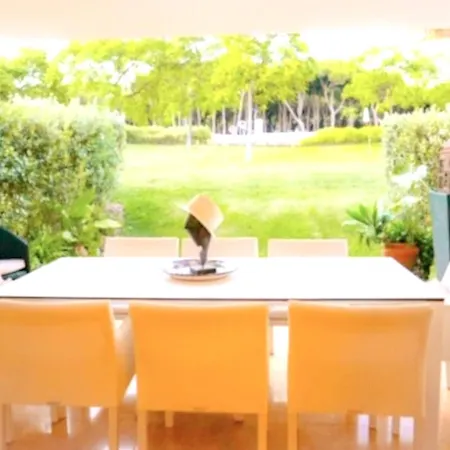 Charming House In Olhos De Agua With Shared Pool 別荘