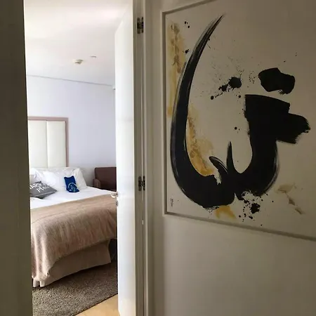 別荘 Charming House In Olhos De Agua With Shared Pool オーリョス・デ・アーグァ